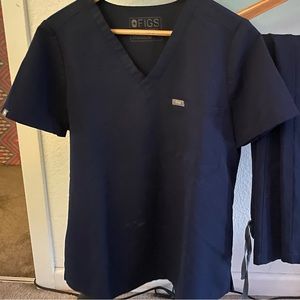 Navy Figs Casma top 1